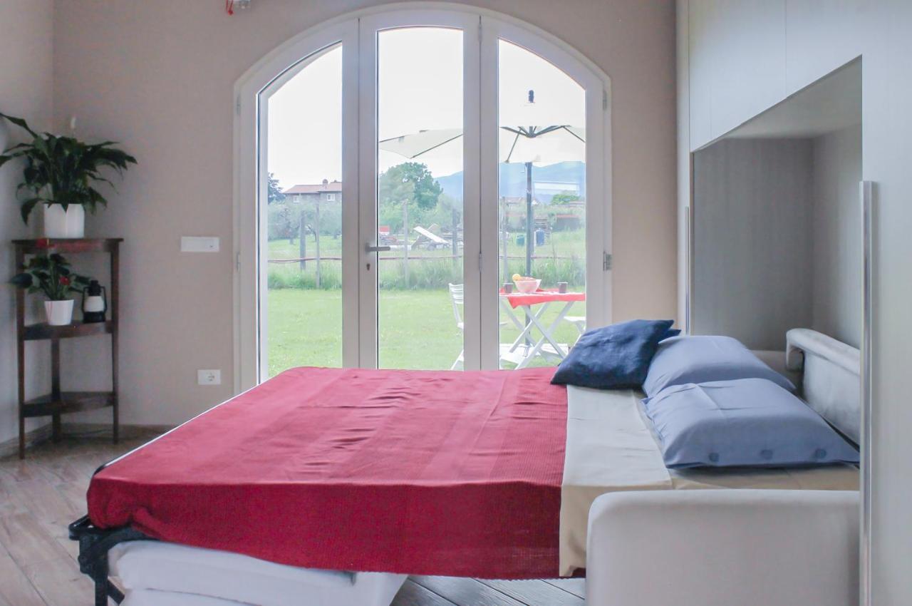 Modern Home With Private Parking Near The Station! Lucca Exterior photo
